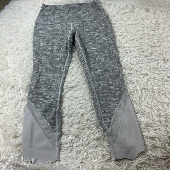 Lululemon Wunder Under Crop II (Special Edition) *Scallop 23" Wee Are From Space - Picture 1 of 7
